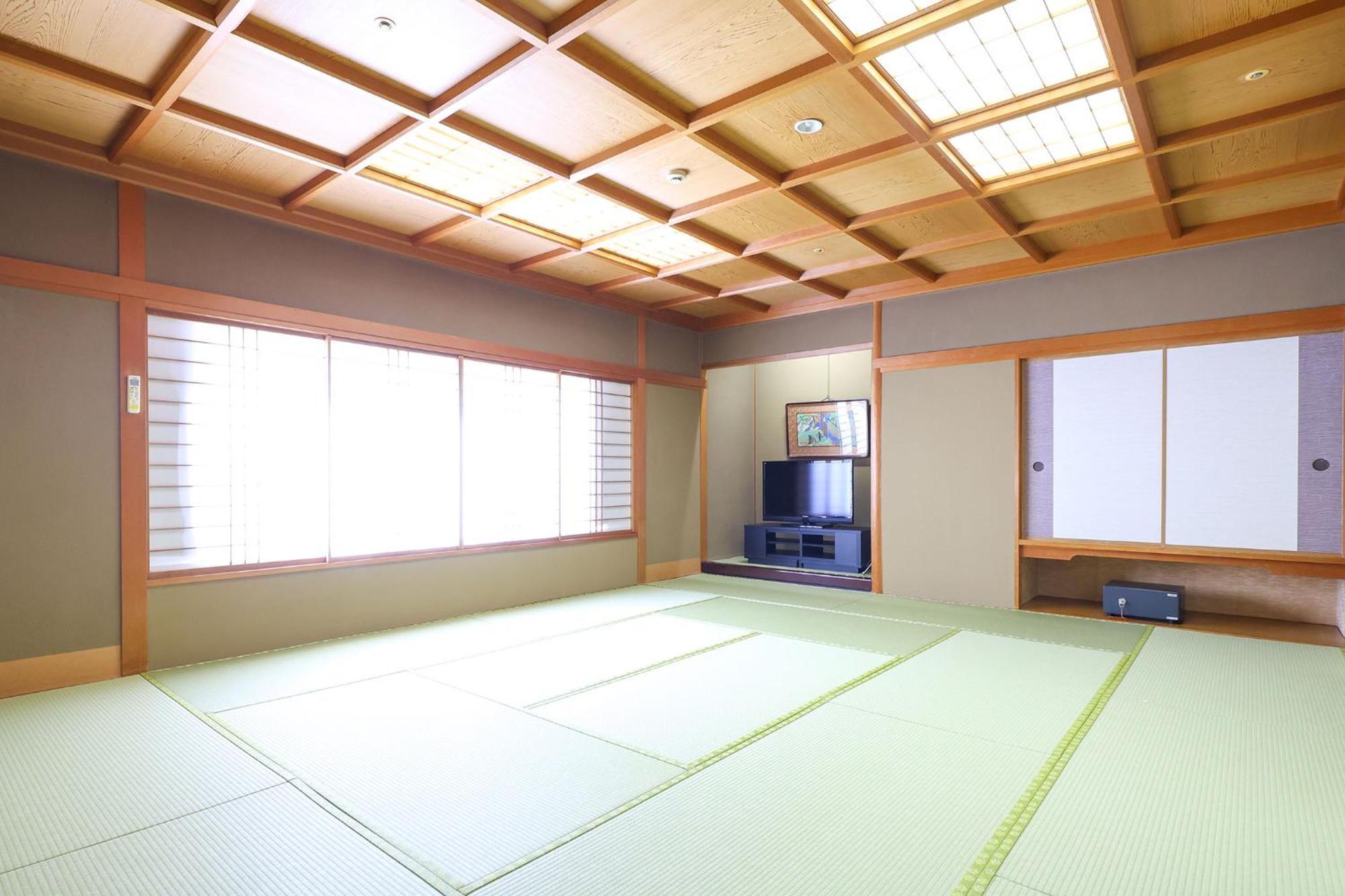 Hotel Ooedo Onsen Monogatari Premium Yamashitaya Kaga  Exterior foto